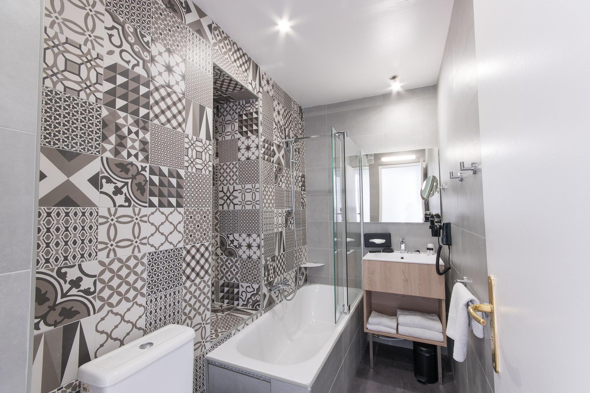 Aria Hotel
